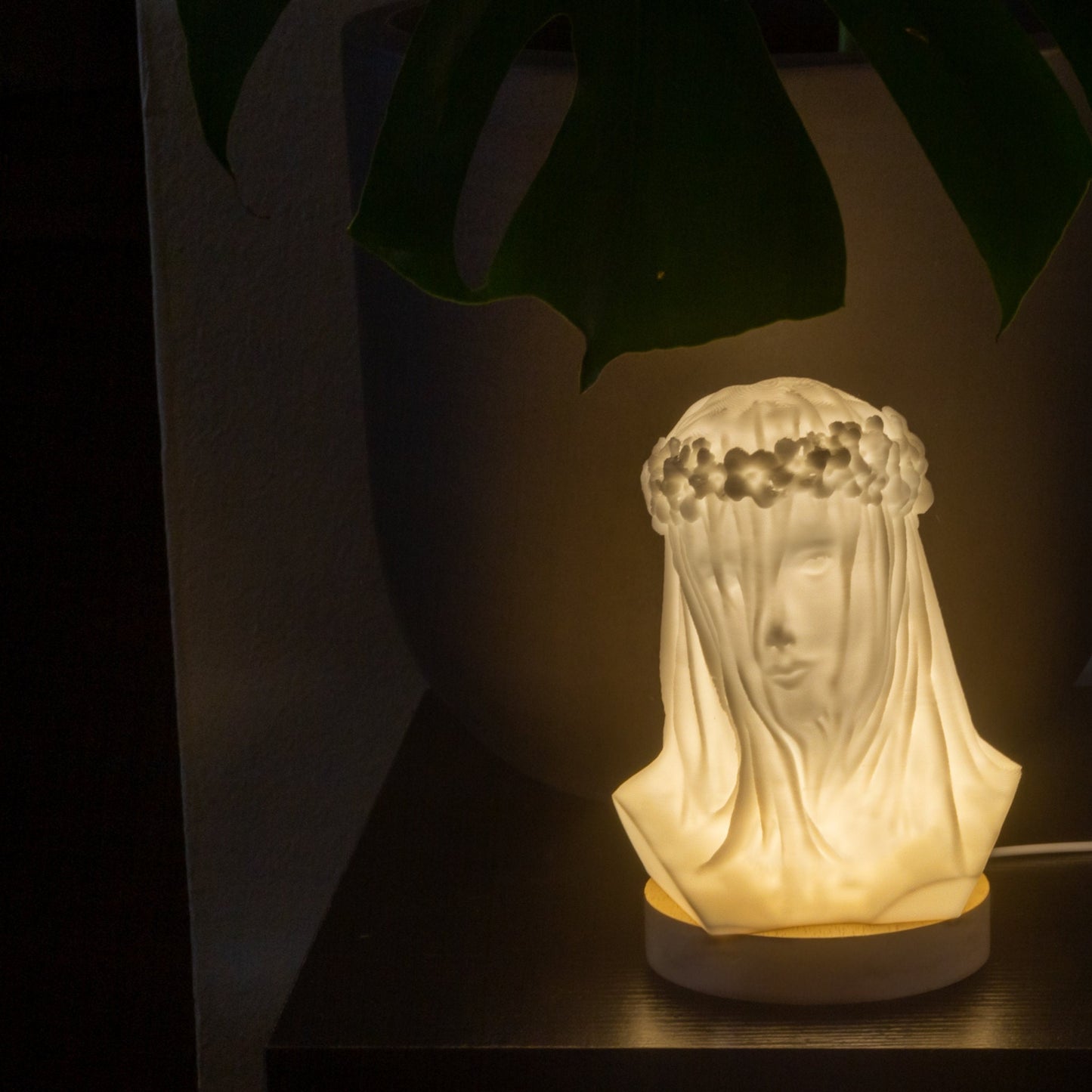 Veiled Lady Bust Lamp - Warm White - 3D Printed