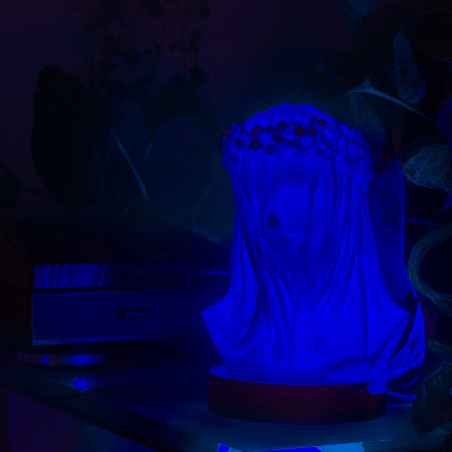 Veiled Lady Bust Lamp - Color Changing - 3D Printed
