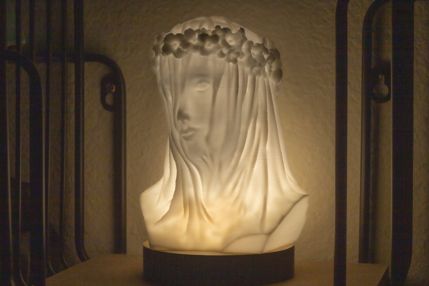 Veiled Lady Bust Lamp - Warm White - 3D Printed