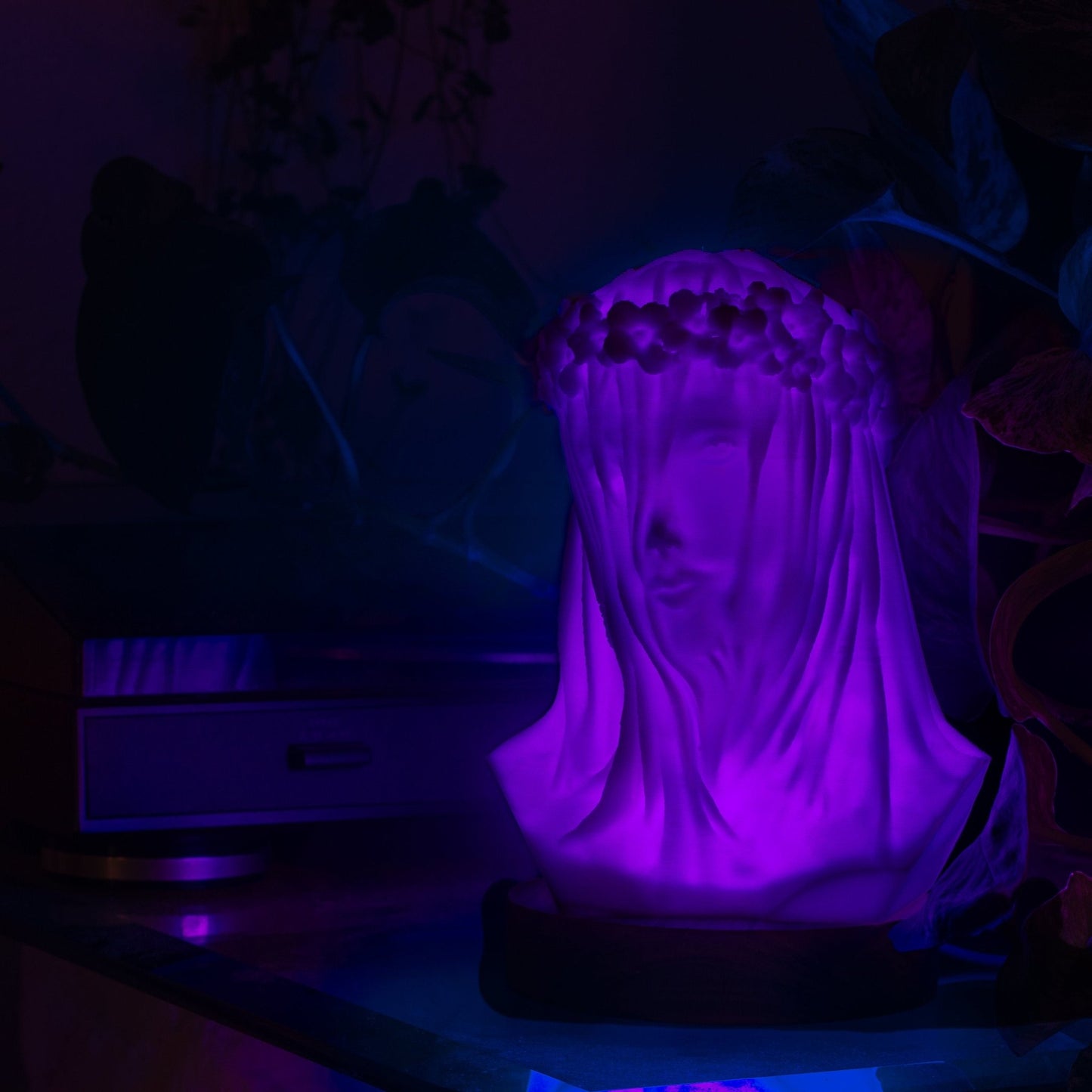 Veiled Lady Bust Lamp - Color Changing - 3D Printed